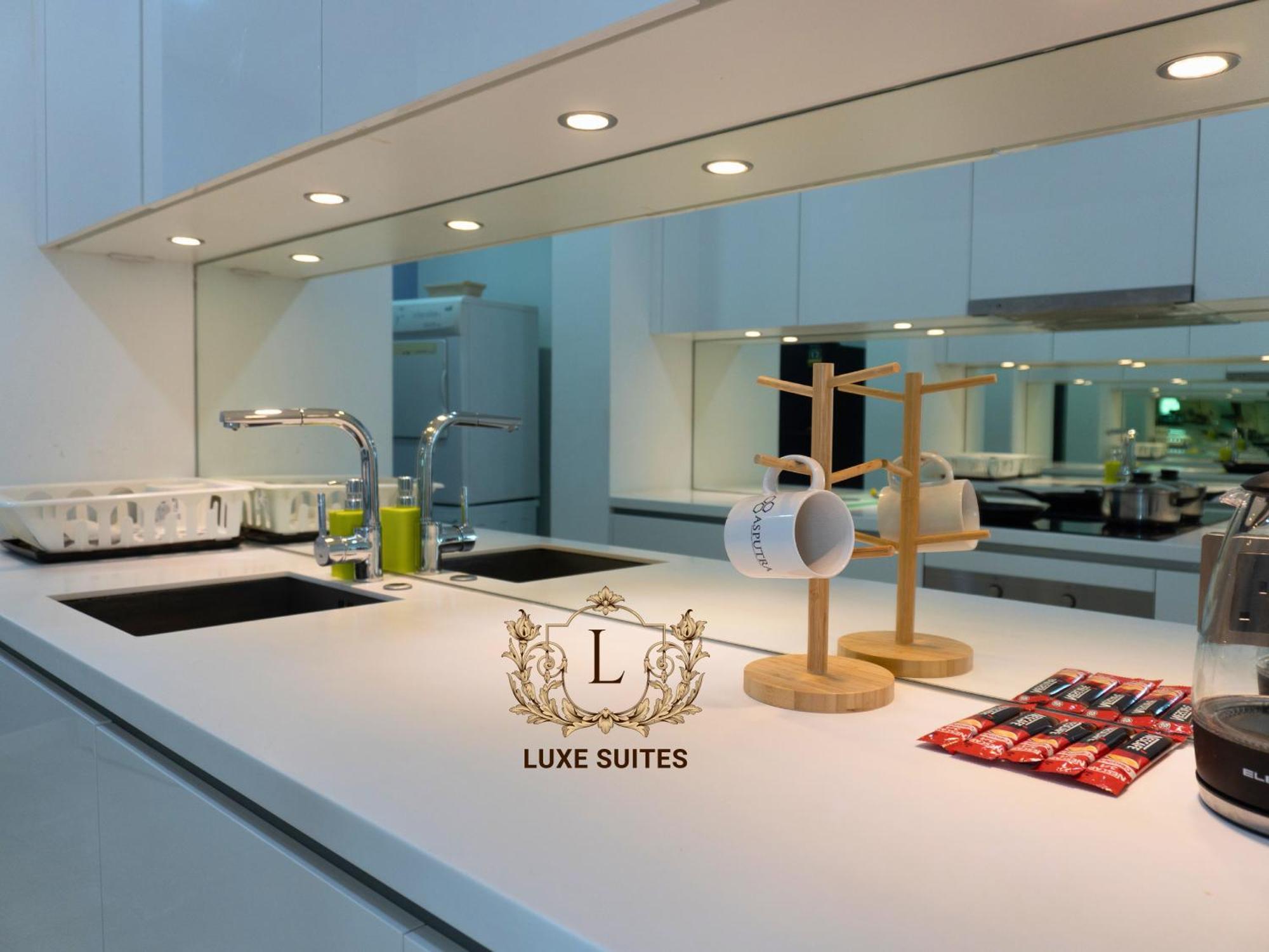 Luxe Suites At Vortex Klcc กัวลาลัมเปอร์ ภายนอก รูปภาพ